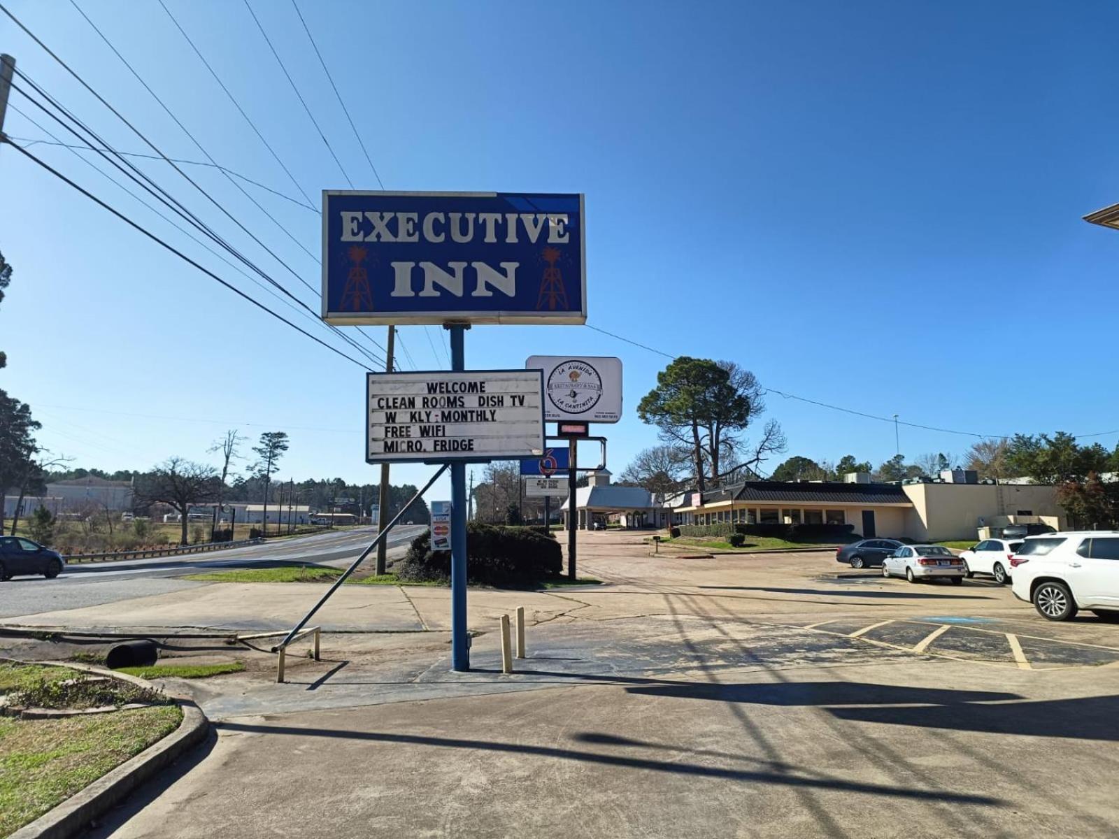 Executive Inn By Oyo Kilgore North Buitenkant foto